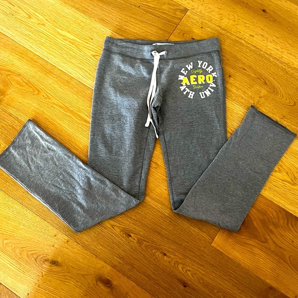 Aeropostale Other - Aeropostale stretch New York sweatpants size S